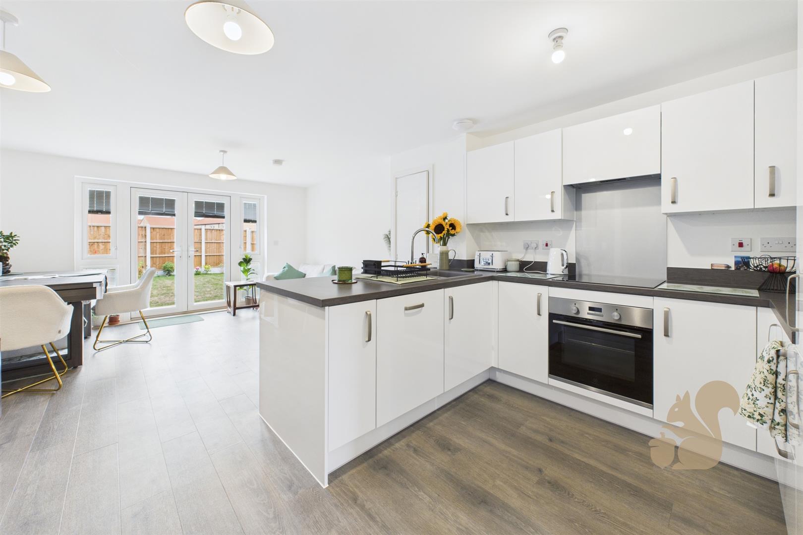 Kitchen/Living Area
